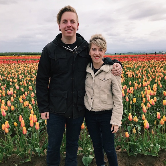 Meet your Posher, Margo - Picture 2 of 5